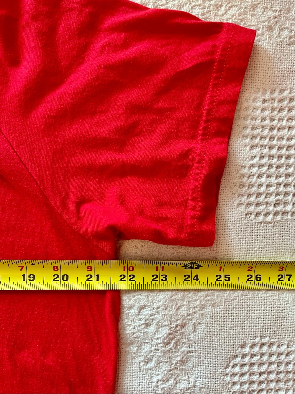 Bernie For President Red Graphic Tee - Picture 4 of 5
